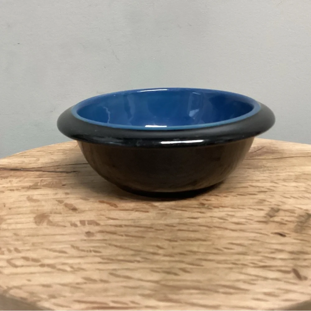 🔵 Ceramic crafted Pet Food or Water Bowl by Shep in great condition - Heavy